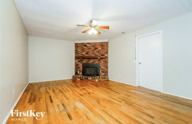 10408 Bradbury Drive Gallery 2