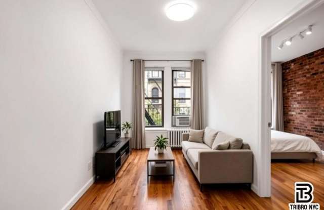 177 Thompson St photos photos