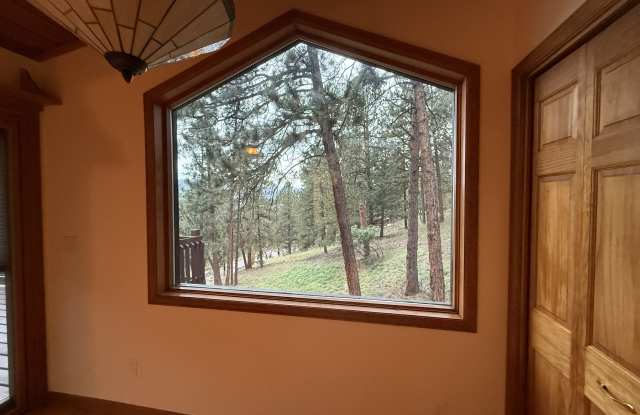 27207 Mountain Park Road Gallery 2