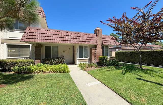 Upgraded 2 Bedroom Condo available in Cypress - 6824 Pritchard Way, Cypress, CA 90630