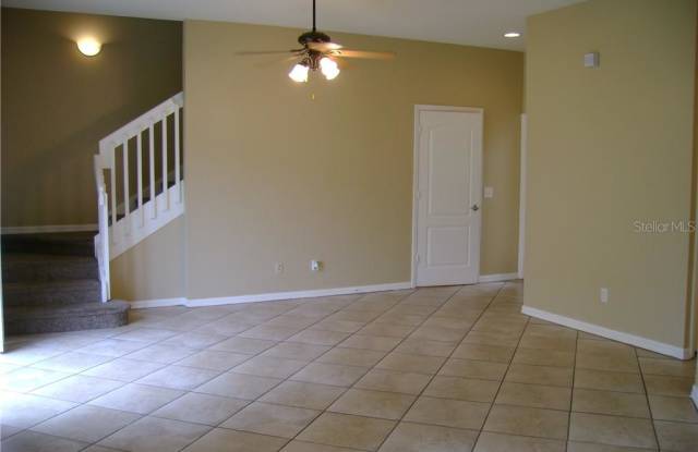 20304 OAK KEY COURT Gallery 2