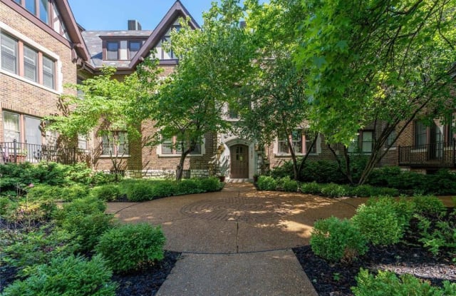 7625 Wydown Boulevard - 7625 Wydown Boulevard, Clayton, MO 63105