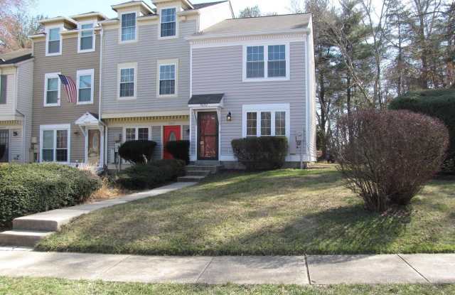 9602 LAMBETH CT Gallery 2