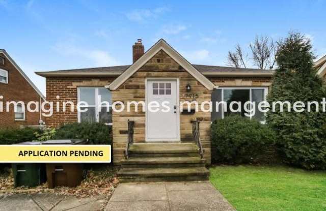 7915 Salisbury Drive - 7915 Salisbury Drive, Parma, OH 44129