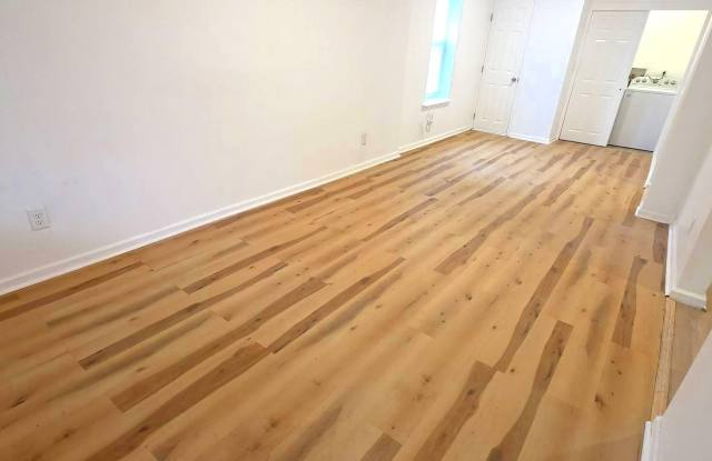 6233 CHEW Avenue Gallery 4
