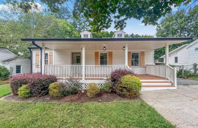 Modern Elegance Meets Southern Charm | Fully Renovated Marietta Home! Gallery 1