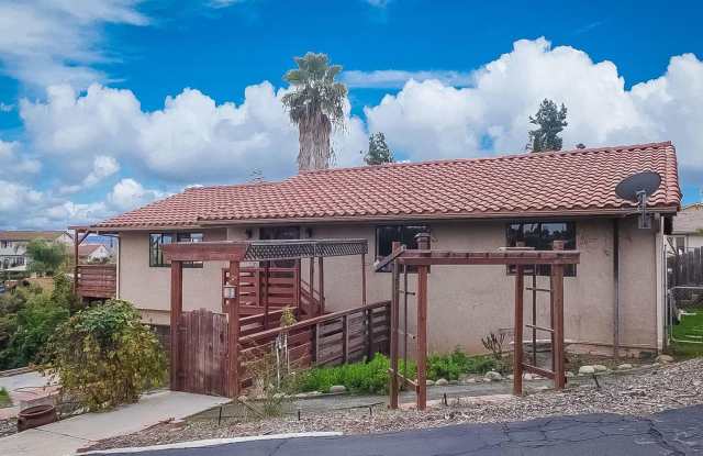 2222 Cranston Drive Gallery 3