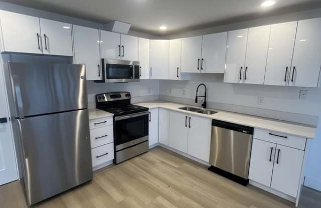 590 Front Street - 1 photos photos
