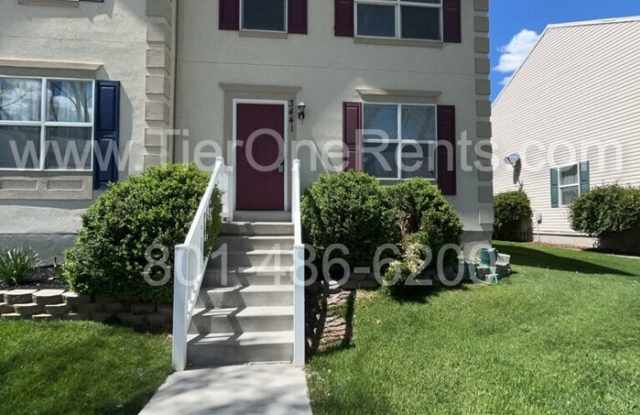 3441 Peregrine Road photos photos