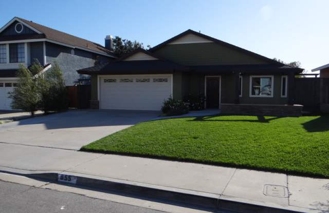 Coming Soon!! Remodeled Woodside Cottage with Gourmet Kitchen! photos photos