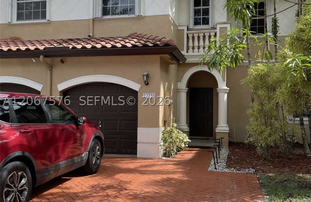 12738 SW 49th Ct Gallery 2