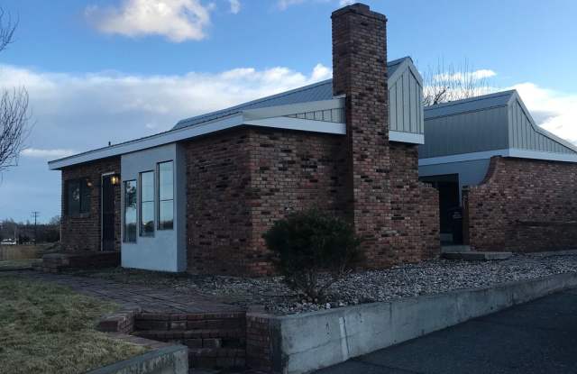 Home for rent in Mae Valley! Gallery 1