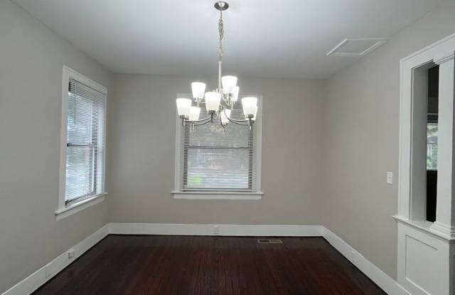 Don't Miss Out! $0 Deposit + First Month FREE! 3 Bed/ 1.5 Bath All Brick Home Historic District! Gallery 3