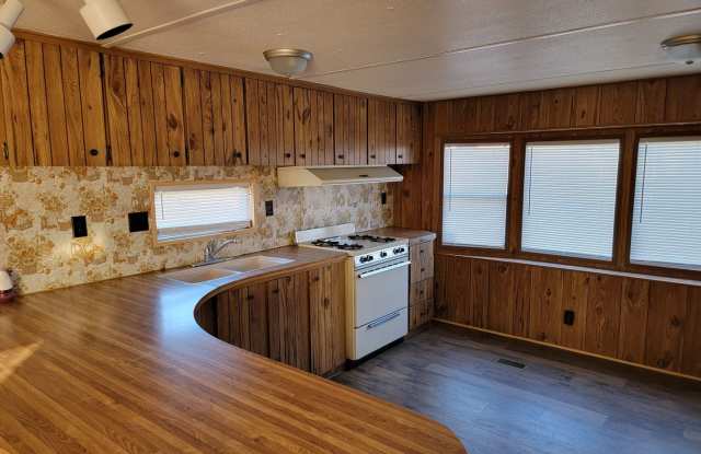 3 Bedroom Located In Bullhead City Gallery 4