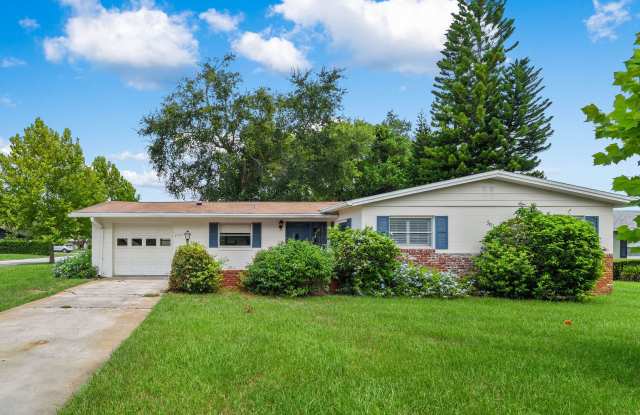 Winter Park 3 bedroom, 2 bath available now! photos photos