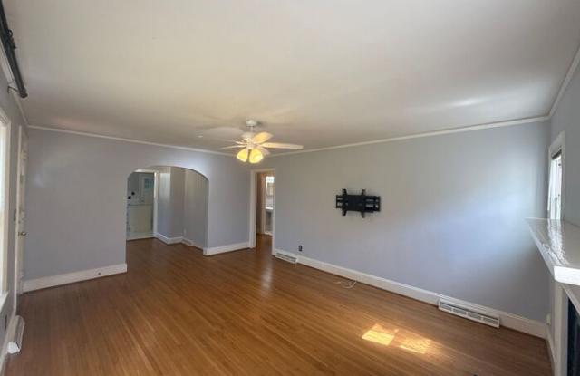 4223 Craig Avenue Gallery 3