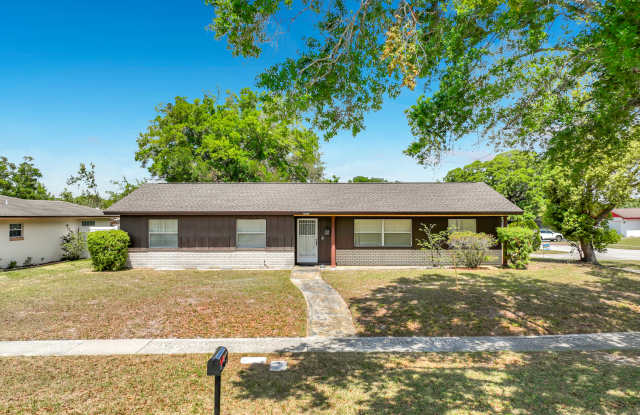 7015 Couperin Blvd photos photos