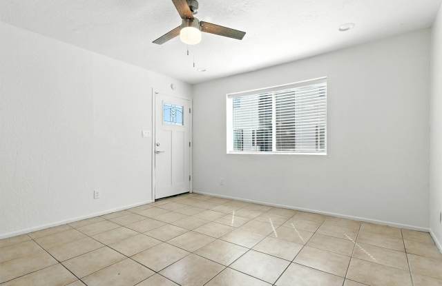 1st Avenue photos photos