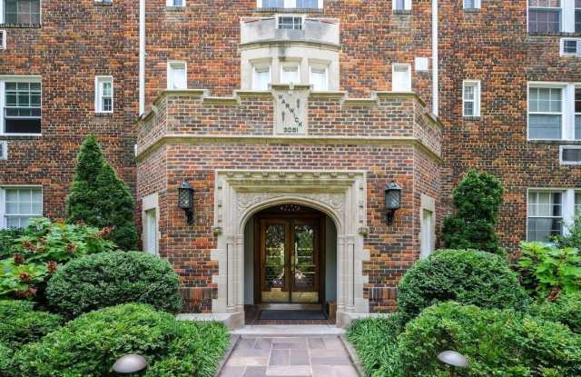 Quaint Studio Apartment in Cathedral Heights! photos photos