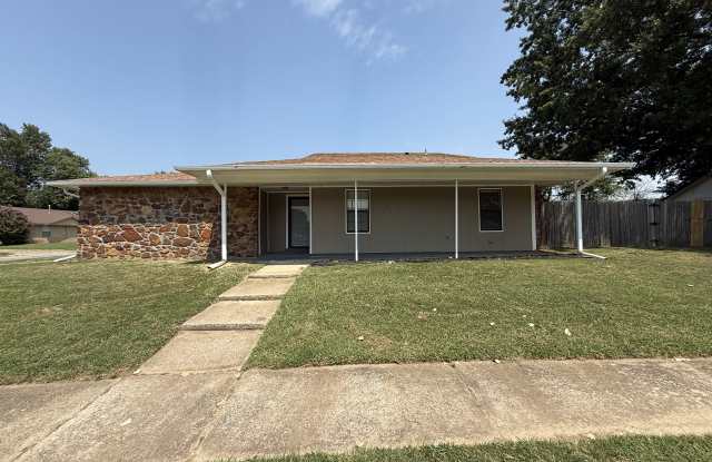 1237 N Ironwood Pl - 1237 North Ironwood Place, Broken Arrow, OK 74012