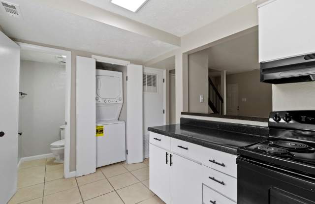 The Vista Apartment Homes Gallery 3