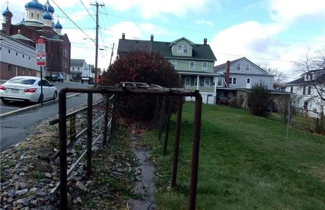 172 East Street Gallery 2