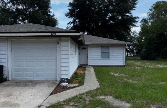 Cozy & Private 3-Bedroom Duplex Rental in Ocala photos photos