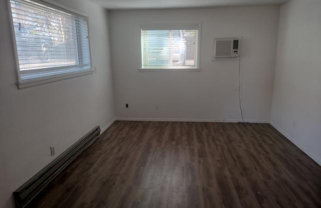 419 SW Paiute Street #C Gallery 2