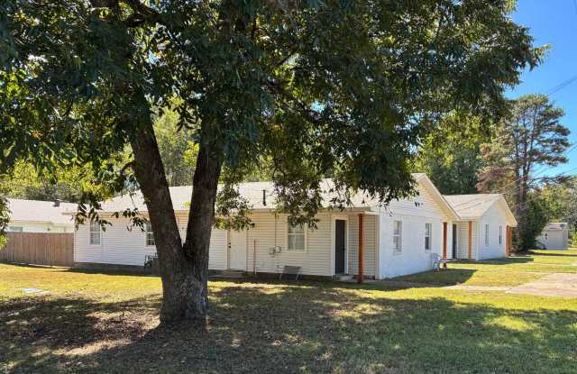 Fully remodeled, turnkey duplex unit in the heart of Bald Knob Gallery 1