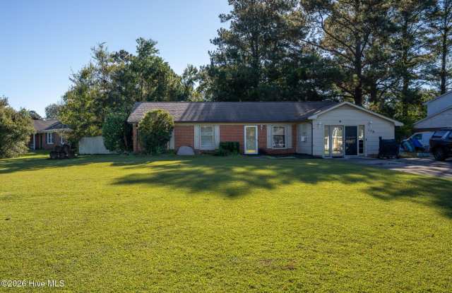 108 Greenbriar Drive Gallery 1
