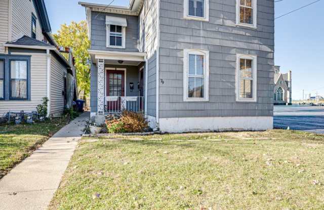 79 S 4th Street - 79 South 4th Street, Aurora, IL 60505