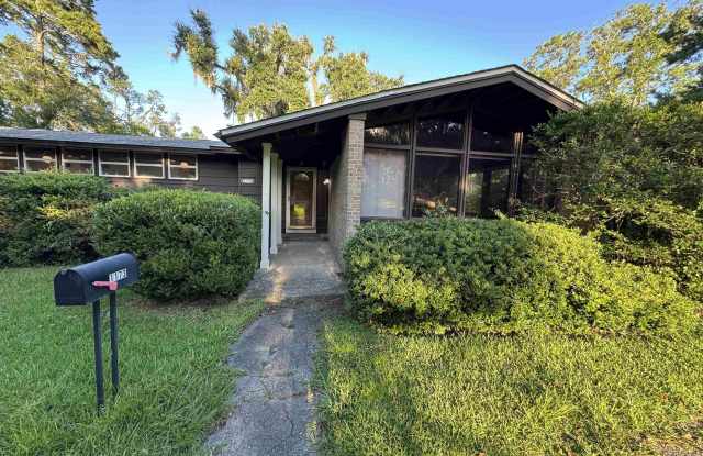 1173 Seminole Drive photos photos