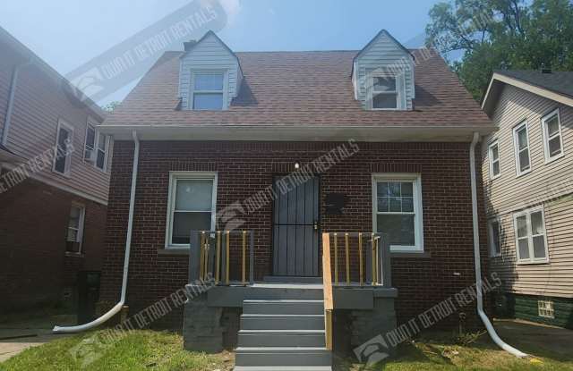 20055 Irvington St photos photos