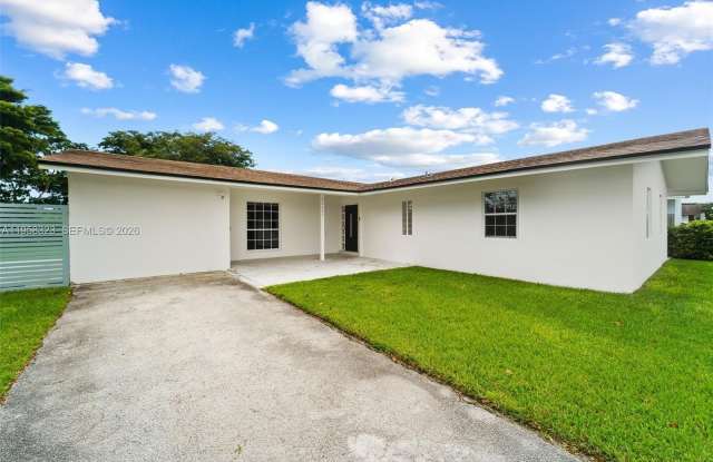 20003 SW 103rd Ave photos photos