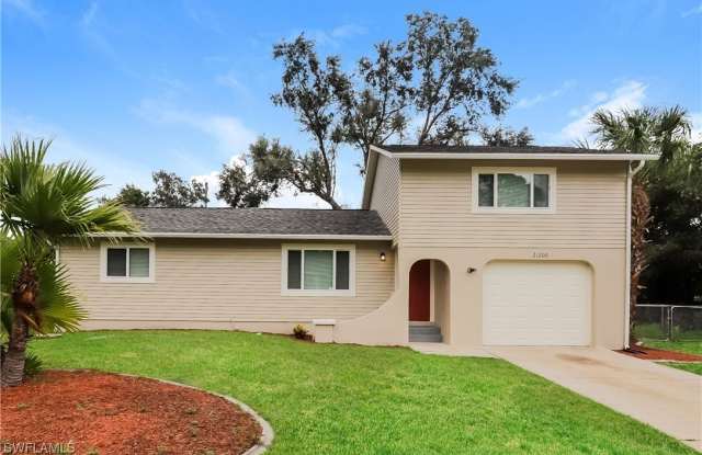 21200 Argyle Avenue photos photos