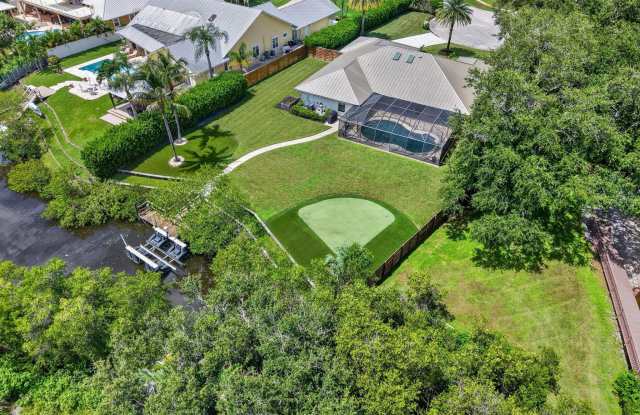 18246 RIVER OAKS Circle Gallery 1