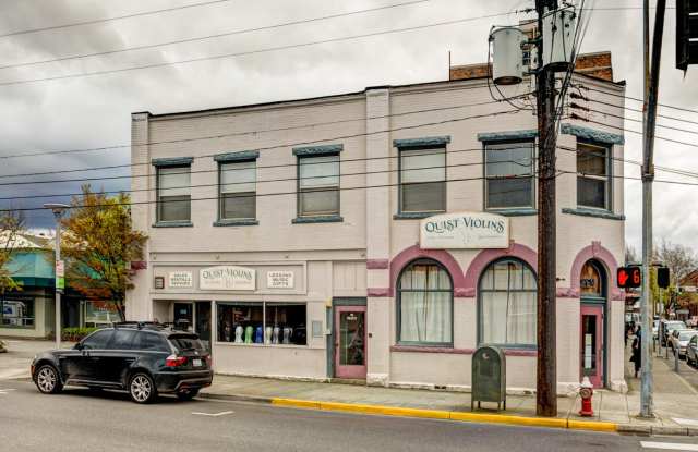 100 Prospect photos photos