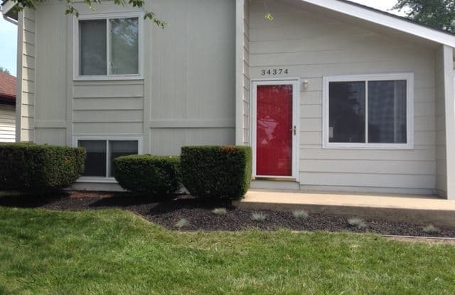 34374 Rhode Island St - 34374 Rhode Island Street, Macomb County, MI 48035