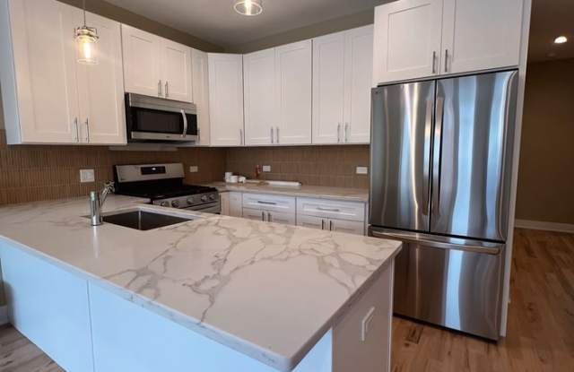 4231 South Champlain Avenue photos photos