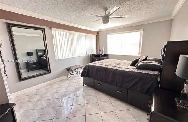 250 181st Dr photos photos