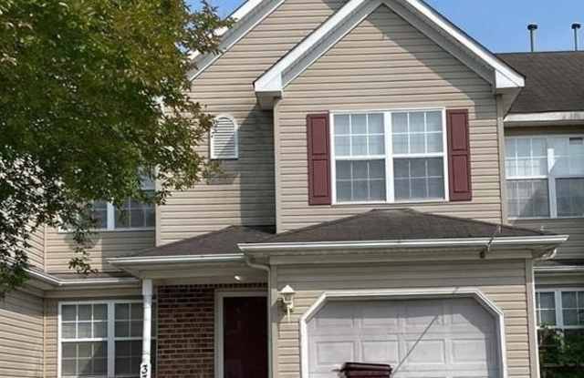 335 Nottingham DR - 335 Nottingham Drive, Chesapeake, VA 23322