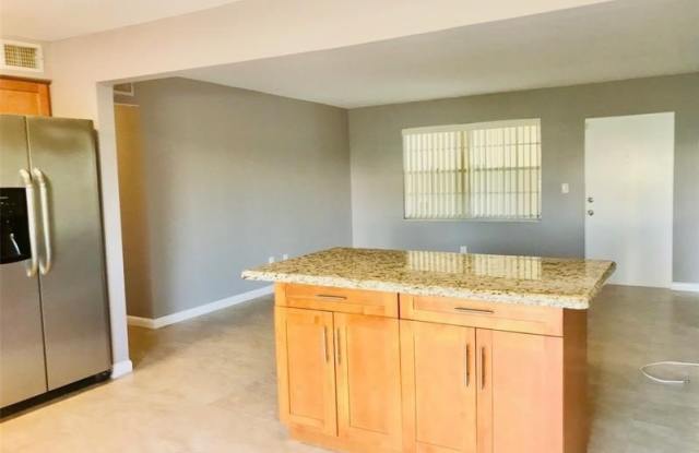 1449 N 14 Gallery 3