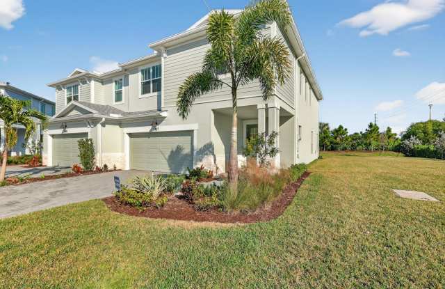 3487 NW SOLANGE Court Gallery 2