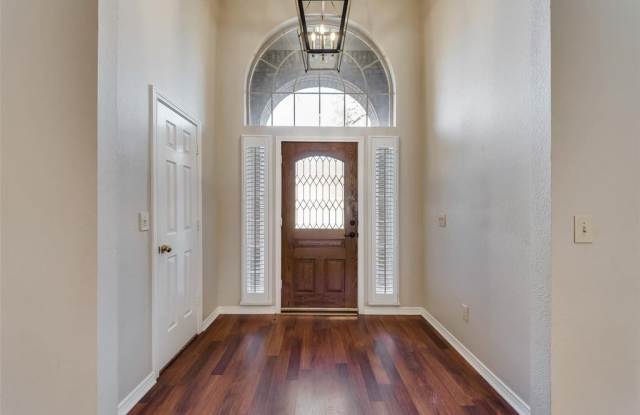 2677 Hillside Drive Gallery 3
