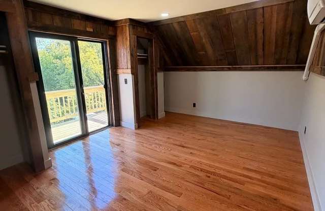 14 Green Ct Gallery 4