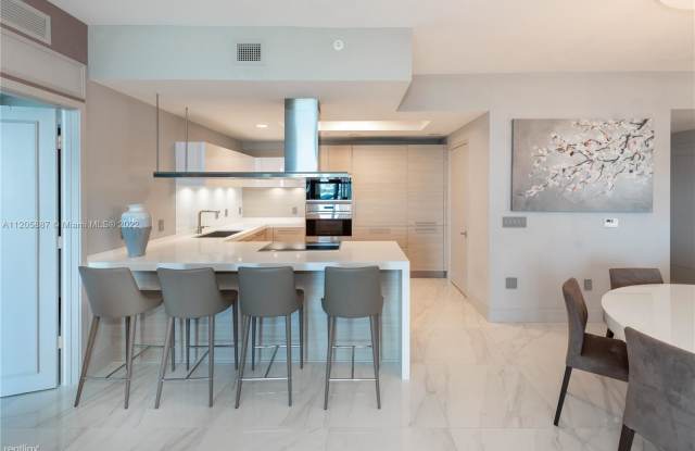 17301 Biscayne Blvd Apt 804 Gallery 4