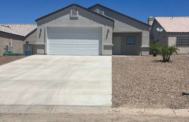 3 Bedroom House Located In Desert Lakes photos photos