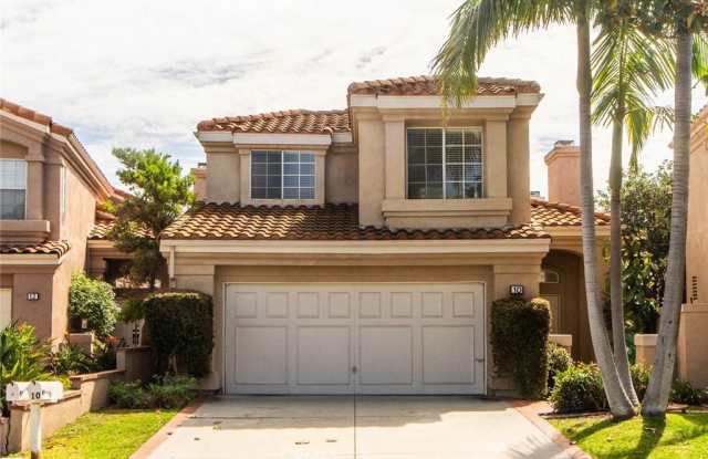 10 Sparta photos photos