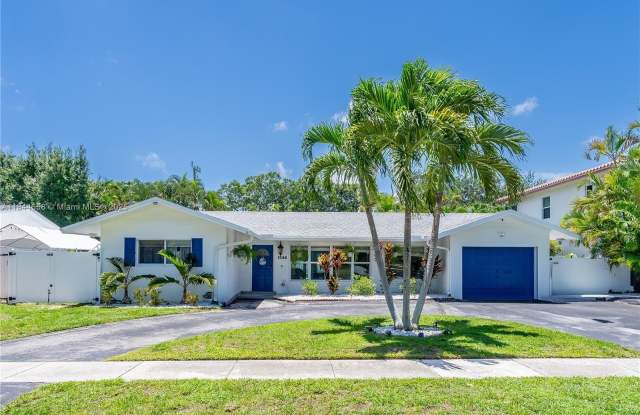 1346 NW 4th St photos photos