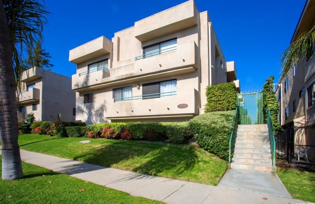 17221 Chatsworth Street - 17221 Chatsworth Street, Los Angeles, CA 91344